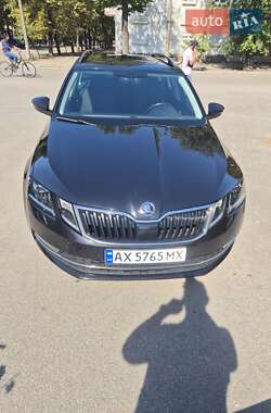 Універсал Skoda Octavia 2017 в Лозовій