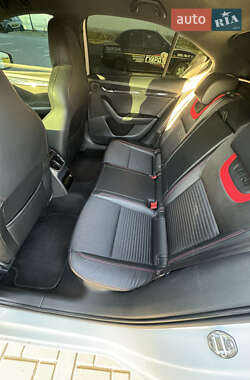 Лифтбек Skoda Octavia 2014 в 