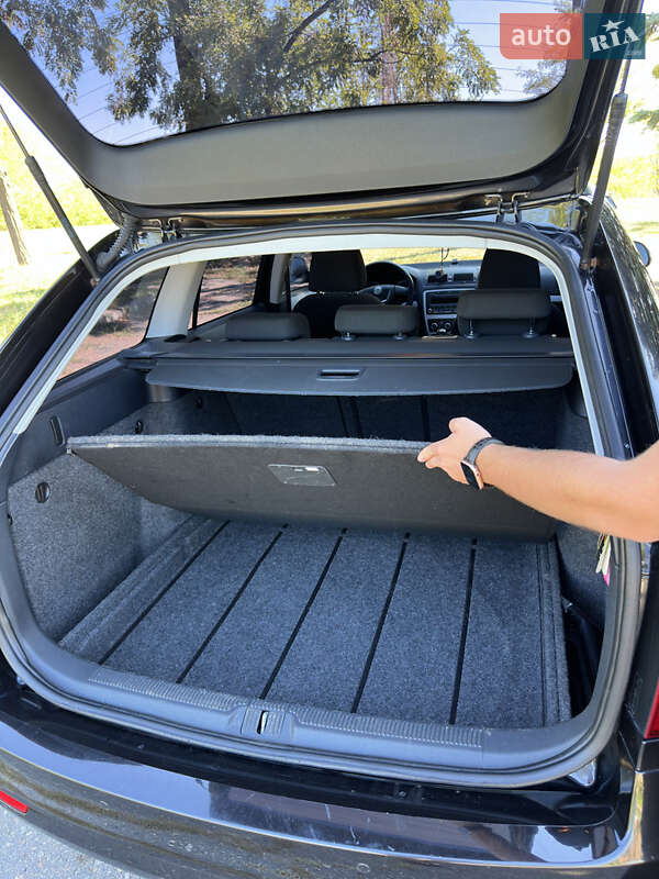 Універсал Skoda Octavia 2009 в Харкові