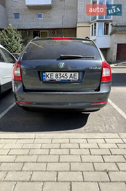 Универсал Skoda Octavia 2012 в 