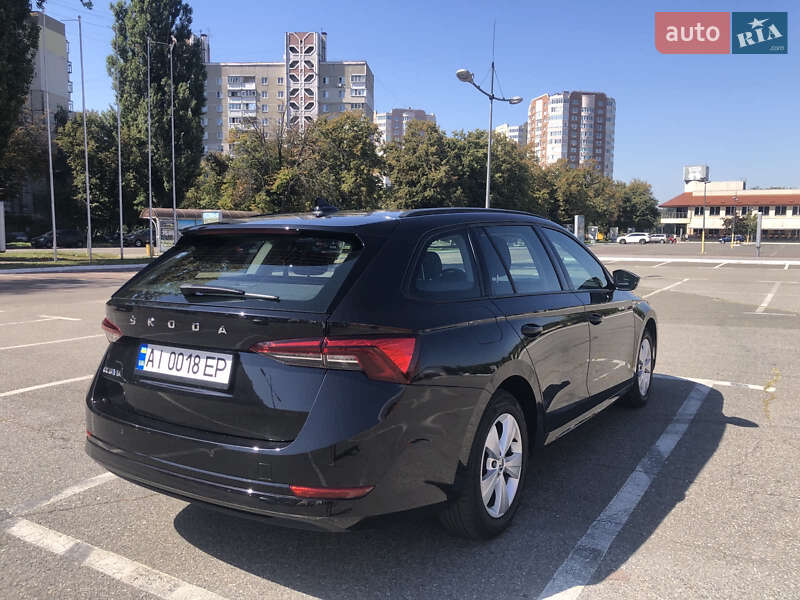 Универсал Skoda Octavia 2022 в Киеве