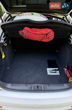 Лифтбек Skoda Octavia 2011 в 