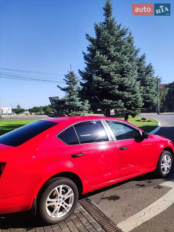 Лифтбек Skoda Octavia 2014 в Киеве фото 4 Лифтбек Skoda Octavia 2014 в Киеве