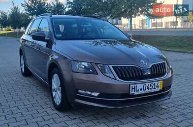 Универсал Skoda Octavia 2018 в Луцке
