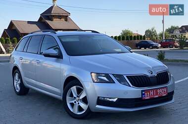Універсал Skoda Octavia 2017 в Луцьку