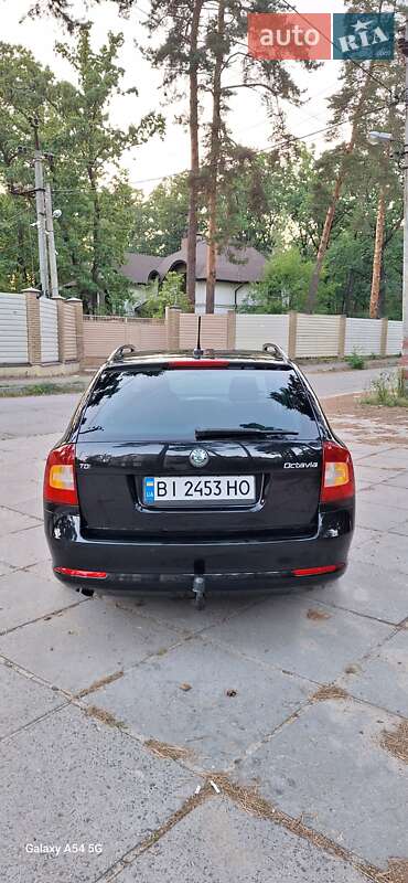 Универсал Skoda Octavia 2011 в Полтаве