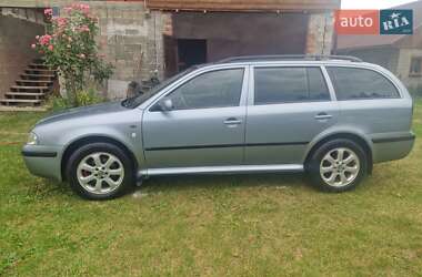 Универсал Skoda Octavia 2002 в 