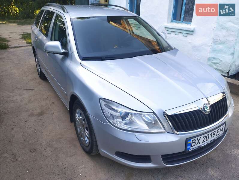 Універсал Skoda Octavia 2010 в Деражні
