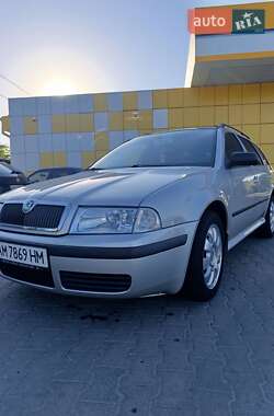 Универсал Skoda Octavia 2003 в Звягеле