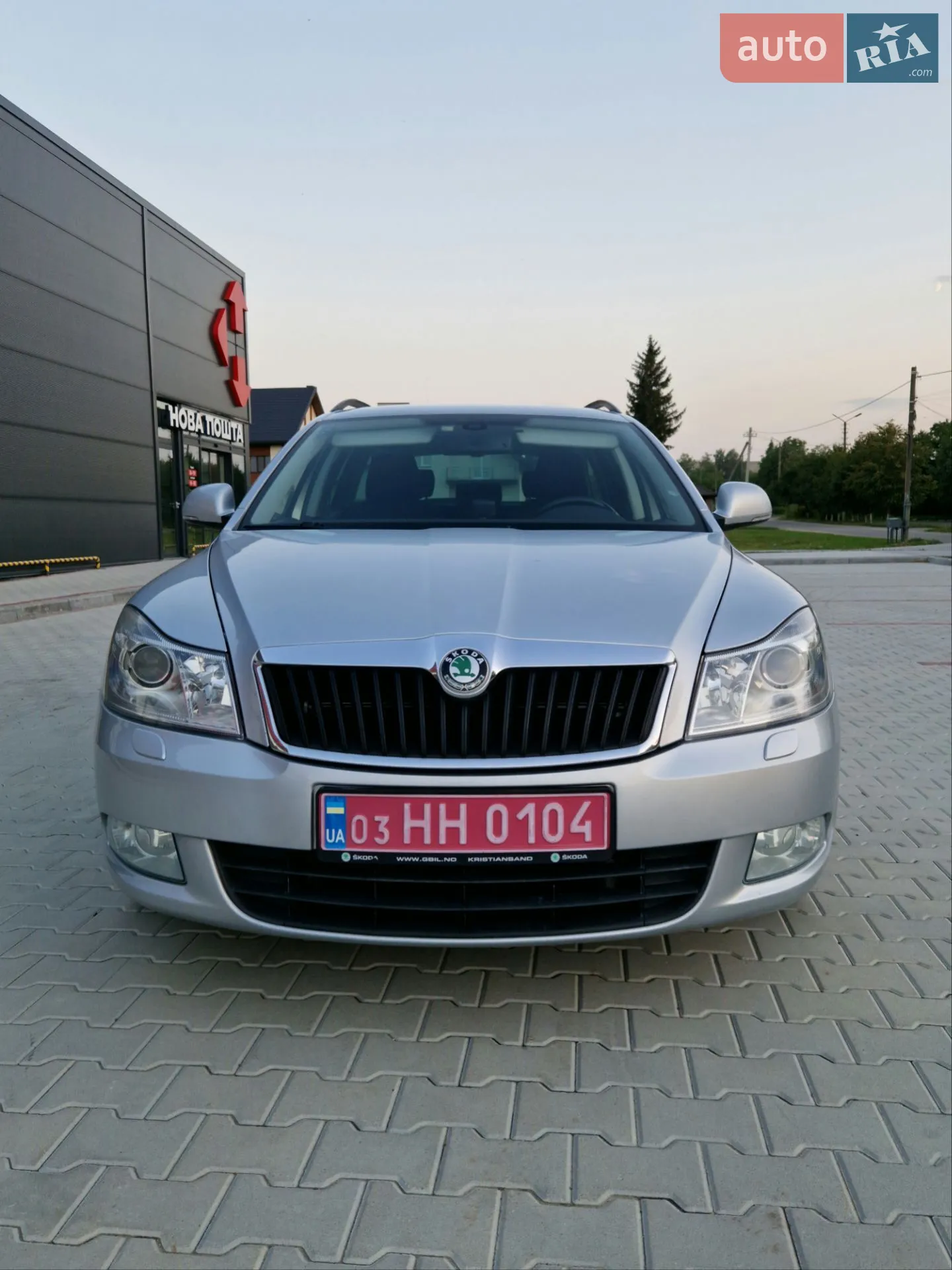 2010 Skoda Octavia - мініатюра 2