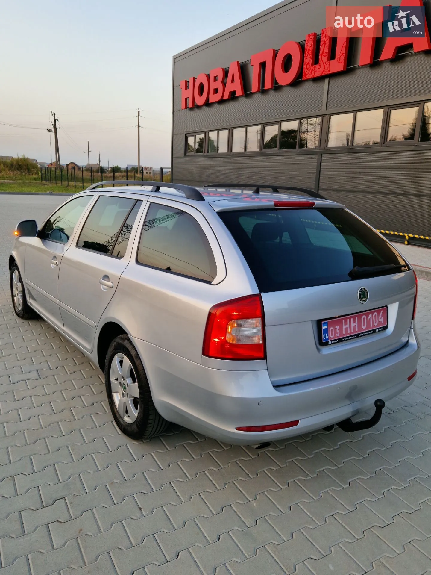 2010 Skoda Octavia - мініатюра 3