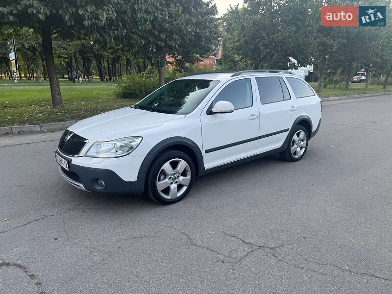 Универсал Skoda Octavia 2012 в Умани
