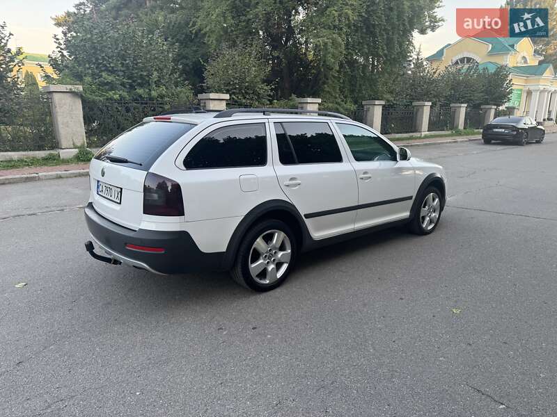 Универсал Skoda Octavia 2012 в Умани