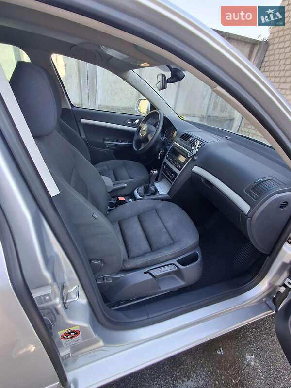 Універсал Skoda Octavia 2011 в Луцьку