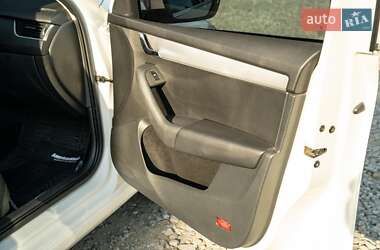 Лифтбек Skoda Octavia 2013 в 