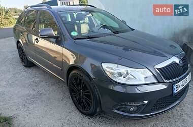 Універсал Skoda Octavia 2010 в Дубні