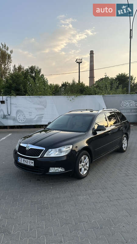 Універсал Skoda Octavia 2012 в Чернівцях