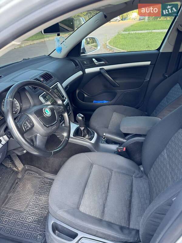 Лифтбек Skoda Octavia 2011 в Кременчуге