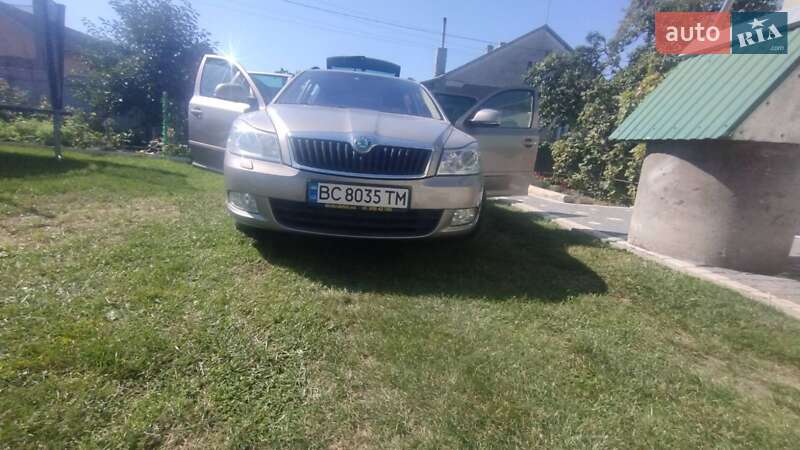 Універсал Skoda Octavia 2011 в Буську