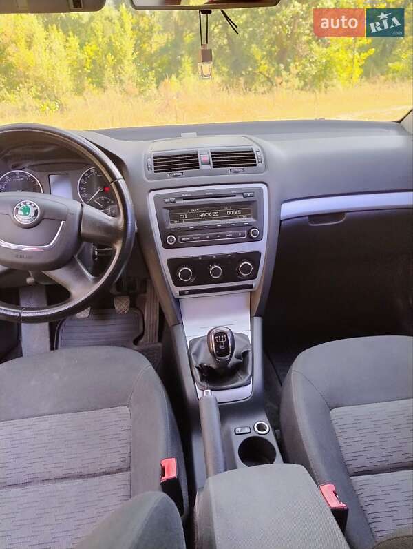 Лифтбек Skoda Octavia 2011 в Кобеляках фото 4 Лифтбек Skoda Octavia 2011 в Кобеляках