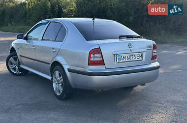 Лифтбек Skoda Octavia 2008 в 