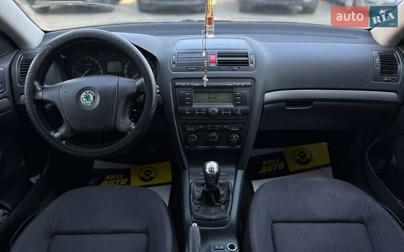 Лифтбек Skoda Octavia 2006 в Ивано-Франковске