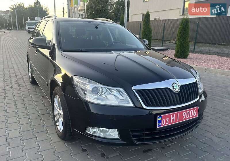 Универсал Skoda Octavia 2010 в 
