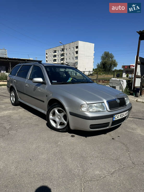 Универсал Skoda Octavia 2004 в Лысянке