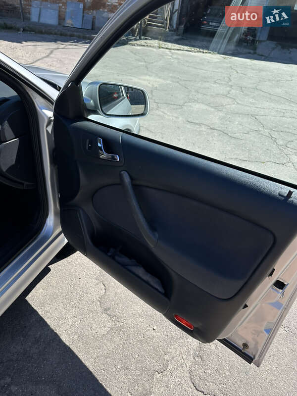 Универсал Skoda Octavia 2004 в Лысянке