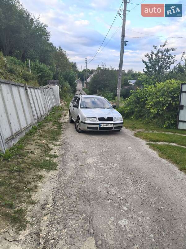 Универсал Skoda Octavia 2002 в Львове