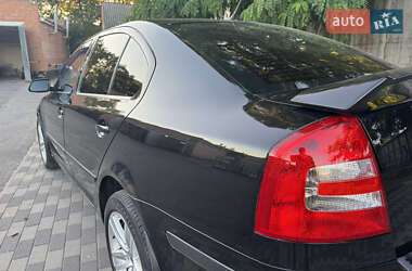 Лифтбек Skoda Octavia 2006 в 