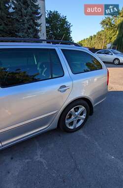 Универсал Skoda Octavia 2011 в 