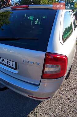 Универсал Skoda Octavia 2011 в 