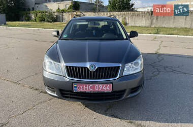 Универсал Skoda Octavia 2012 в 