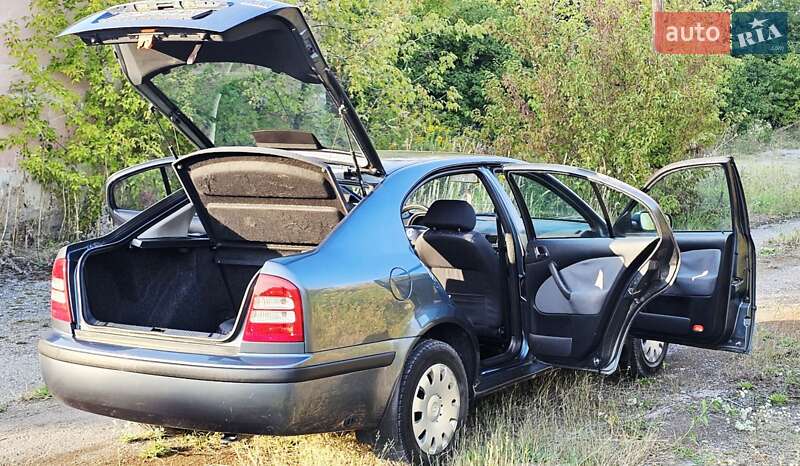 Ліфтбек Skoda Octavia 2005 в Кременці