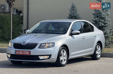 Лифтбек Skoda Octavia 2016 в 