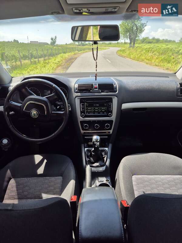 Лифтбек Skoda Octavia 2010 в Иршаве