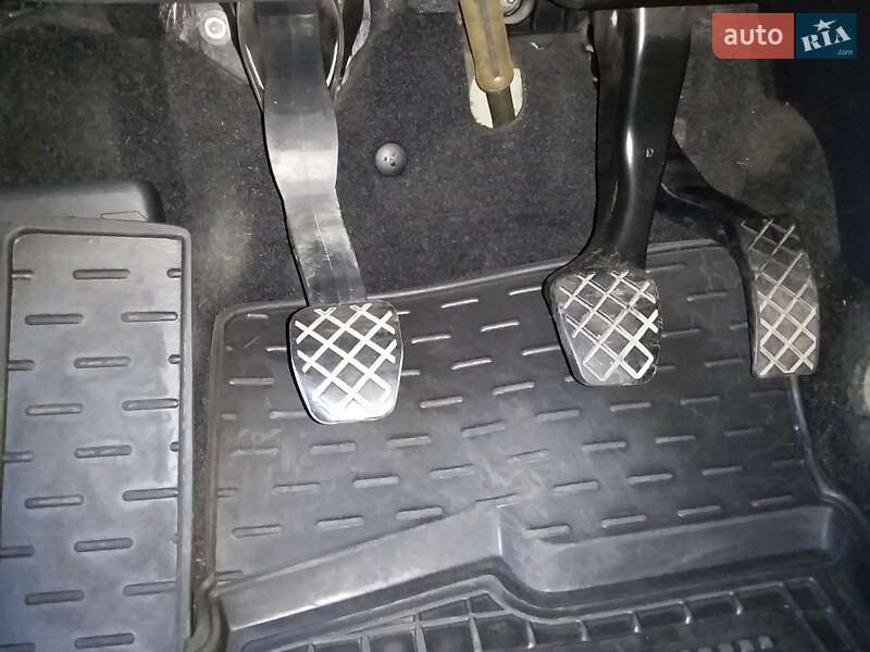 Универсал Skoda Octavia 2014 в Черновцах