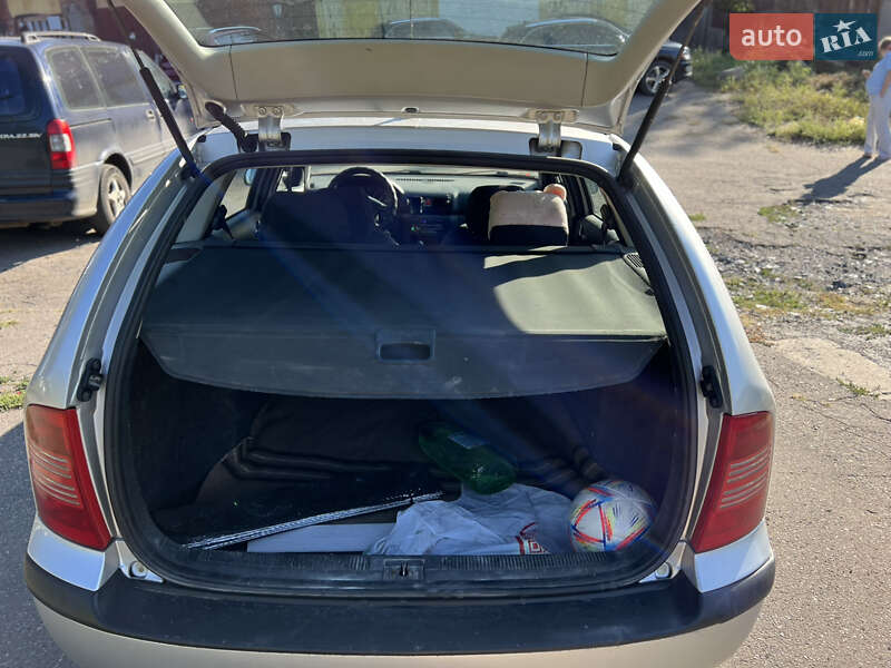 Універсал Skoda Octavia 2006 в Харкові