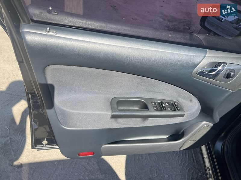 Ліфтбек Skoda Octavia 2006 в Дніпрі