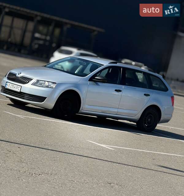 Універсал Skoda Octavia 2015 в Києві