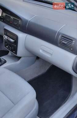 Лифтбек Skoda Octavia 2002 в 