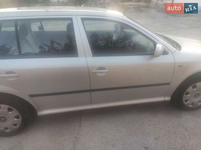 Универсал Skoda Octavia 2001 в Киеве