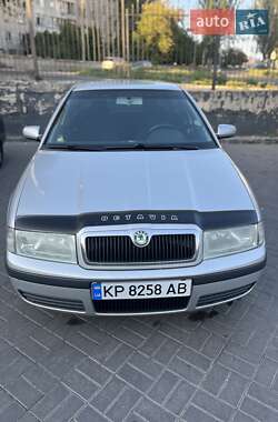 Лифтбек Skoda Octavia 2004 в Запорожье