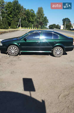 Лифтбек Skoda Octavia 2000 в Монастырище