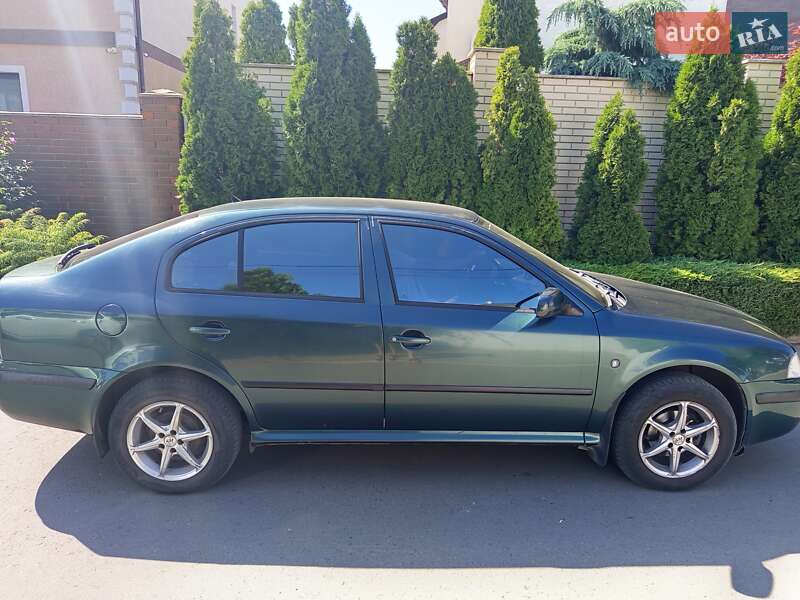 Лифтбек Skoda Octavia 2008 в Одессе