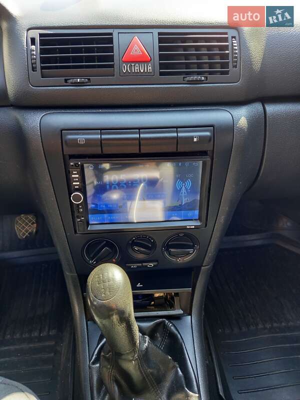 Лифтбек Skoda Octavia 2008 в Одессе