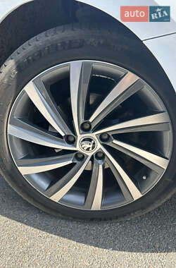 Лифтбек Skoda Octavia 2020 в 