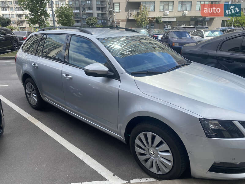 Универсал Skoda Octavia 2018 в Киеве