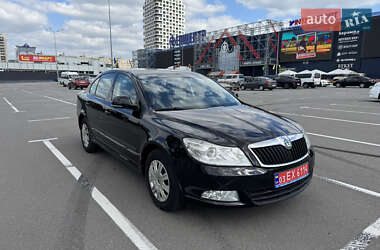 Лифтбек Skoda Octavia 2011 в 